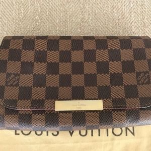 Louis Vuitton Favorite PM Damier Ebene Addt Photos